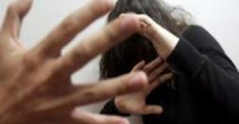 Radio al-Balad Investigation: 12,000 cases of domestic violence left unchecked since 1998