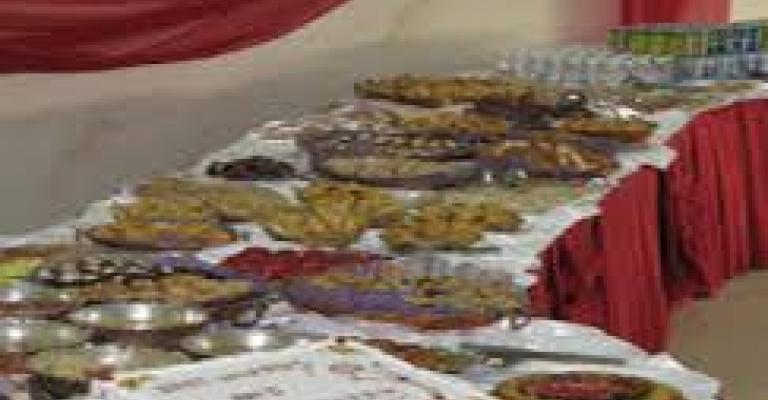 بازار خيري في عمان لدعم اللاجئات السوريات