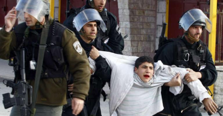 الجيش الاسرائيلي يعتقل 3 فلسطينيين بالضفة الغربية