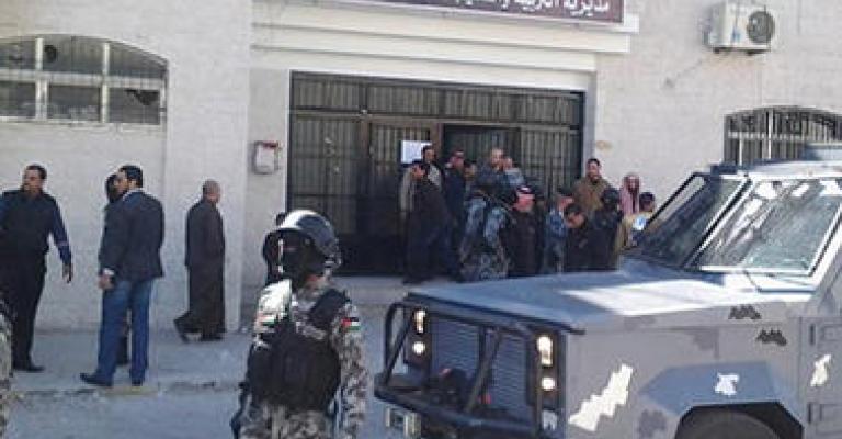 معان: وفاة شاب.. والأمن والدرك يحاولون السيطرة على الاشتباكات