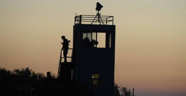 حرس الحدود يشتبك مع مهربين على الحدود السورية