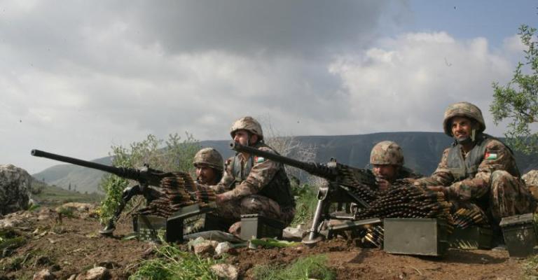 تدمير 4 مركبات حاولت التسلل من الأراضي السورية