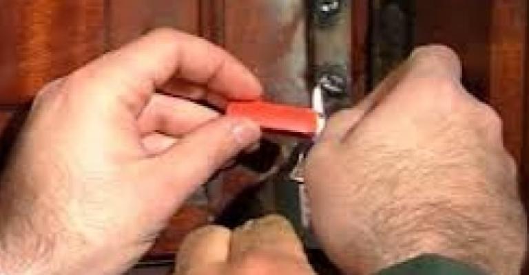 إغلاق 1534 منشأة تجارية منذ بداية العام