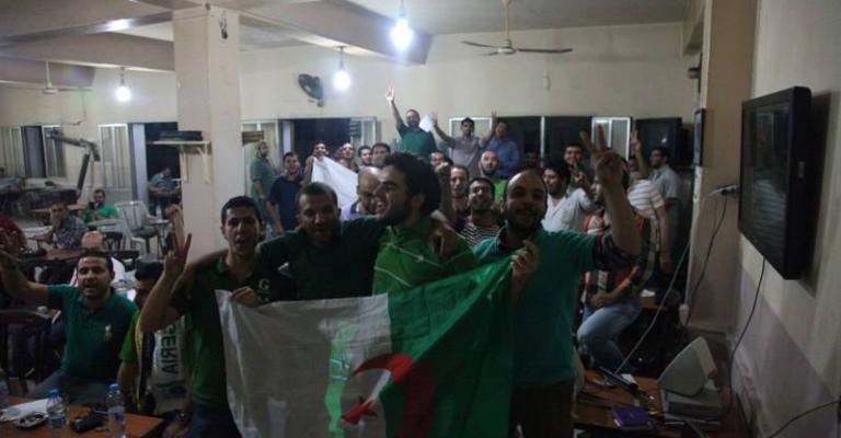 الأردنيون يترقبون مباراة الجزائر ضد المانيا غداً