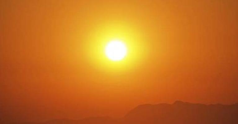  استمرار الكتلة الهوائية الحارة والجافة 