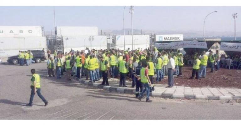 فشل حل أزمة إضراب العاملين في ميناء حاويات العقبة
