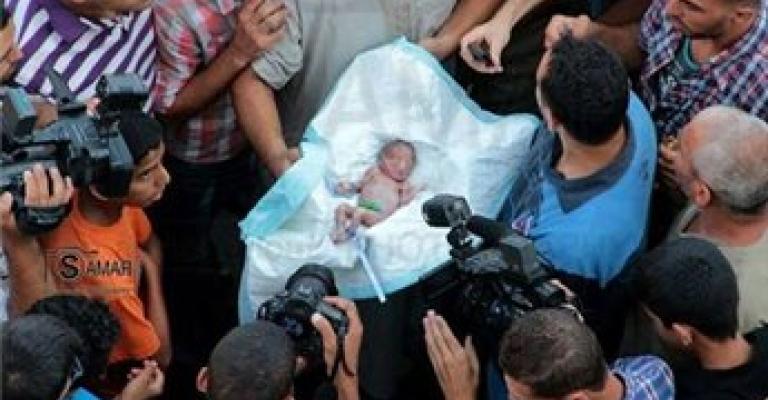 غزة: 52 شهيداً حصيلة أول ايام عيد الفطر