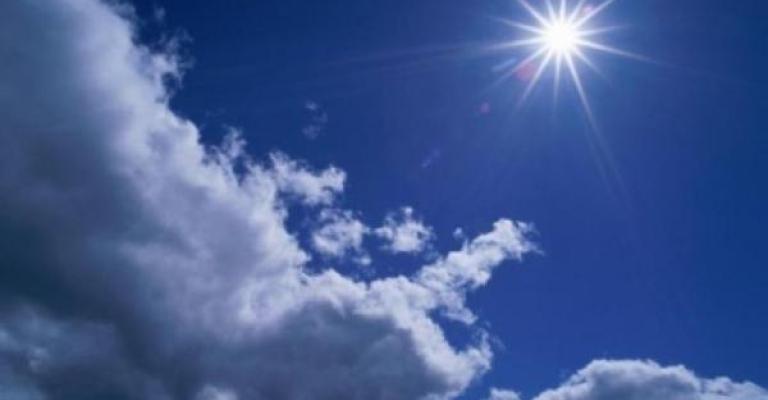 ارتفاع على درجات الحرارة والعظمى في عمان 33 درجة