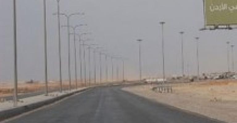 وفاة شخصين إثر حادث تصادم على طريق العمري