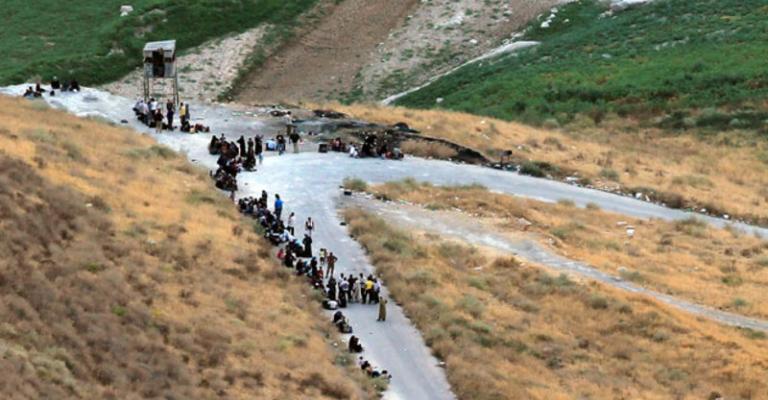 529 لاجئاً سورياً يدخلون الأردن خلال الــ 72 ساعة الماضية .