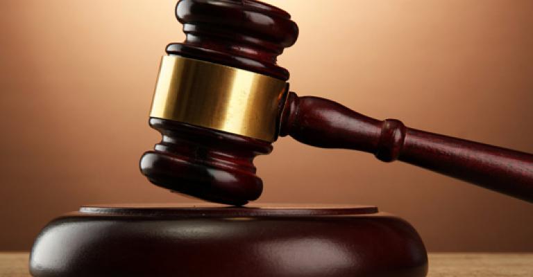 سجن مدان بحيازة أسلحة بدون ترخيص 3 سنوات سجن مدان بحيازة أسلحة بدون ترخيص 3 سنوات