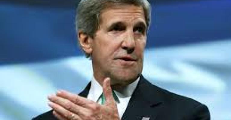 كيري يصل الى جدة لحشد الدعم ضد تنظيم "داعش"