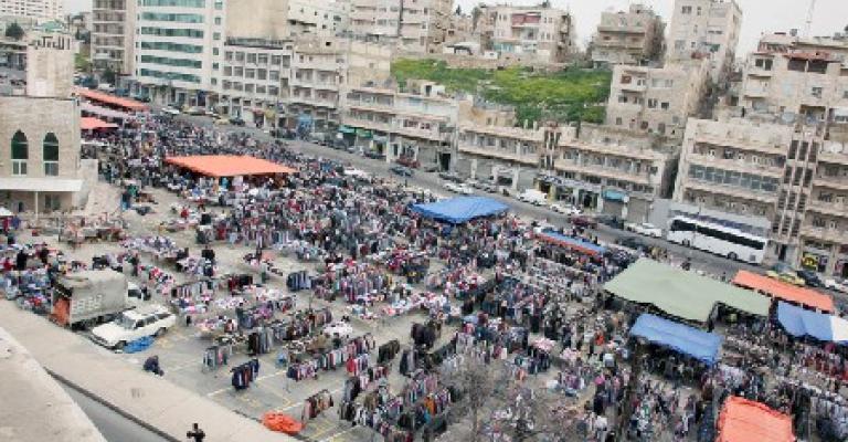 اجتماع في حي الطفايلة لمناقشة تطورات الاحداث في قضية نقل سوق العبدلي اجتماع في حي الطفايلة لمناقشة تطورات الاحداث في قضية نقل سوق العبدلي