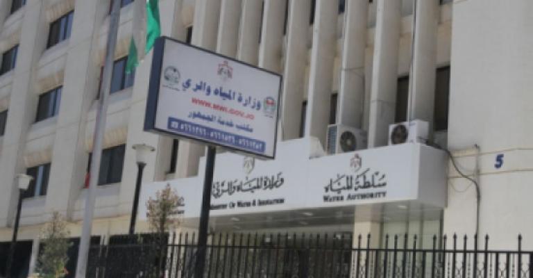 ردم قرابة 400 بئر وكشف حوالي 11600 حالة اعتداء على خطوط مياه . ردم قرابة 400 بئر وكشف حوالي 11600 حالة اعتداء على خطوط مياه .