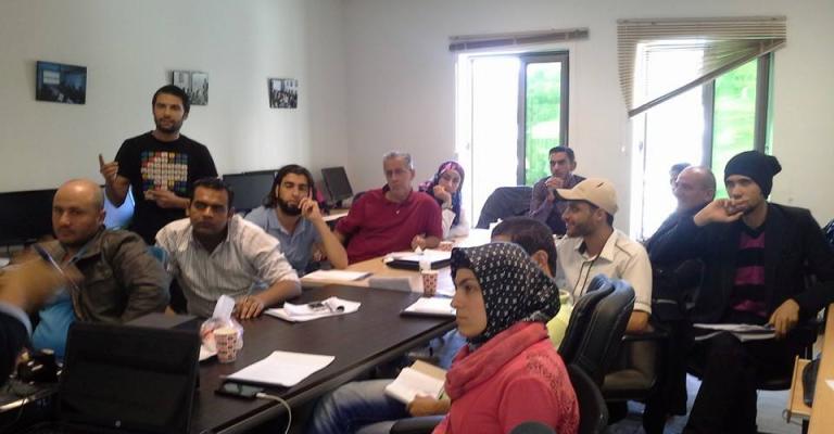 راديو البلد ينهي تدريب 13 لاجئا سوريا على مهارات أساسية في العمل الصحفي