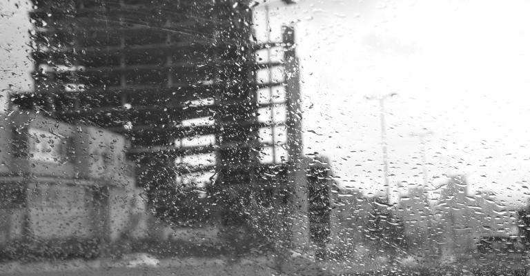 زخات مطرية وطقس بارد حتى الإربعاء