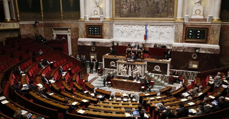 النواب الفرنسيون يصوتون بغالبية 339 صوتا للإعتراف بدولة فلسطين