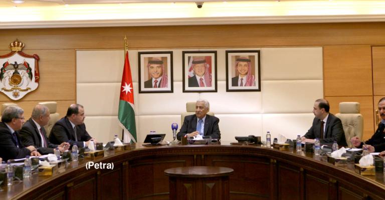 اجتماع حكومي لبحث الاعتداءات على الشبكات الكهربائية