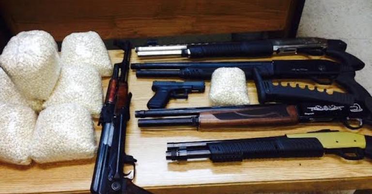 القبض على 10 مروجين مواد مخدرة ضمن حملة أمنيّة مكثفة القبض على 10 مروجين مواد مخدرة ضمن حملة أمنيّة مكثفة