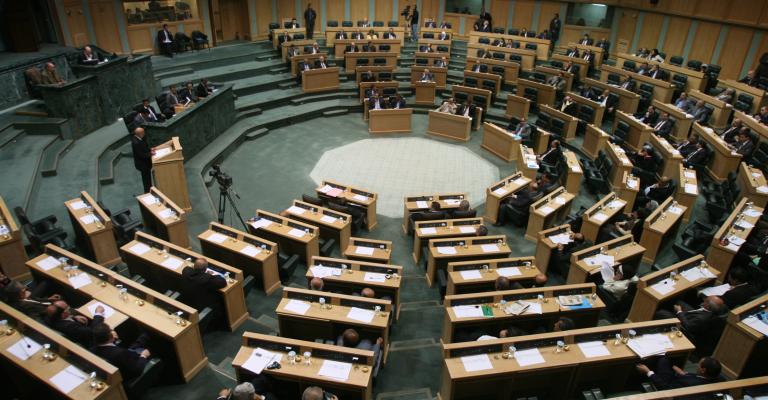 النواب يوافق على مناقشة أزمة الصحف وخدمات أمانة عمان