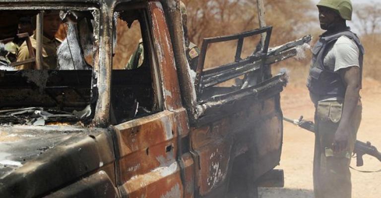 مقتل 6 أشخاص في تفجير حافلة للأمم المتحدة بالصومال