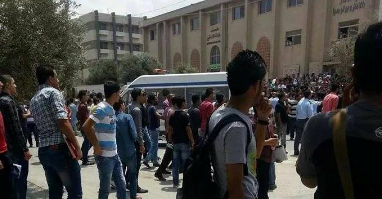 إصابة شاب بمشاجرة في جامعة اليرموك إصابة شاب بمشاجرة في جامعة اليرموك