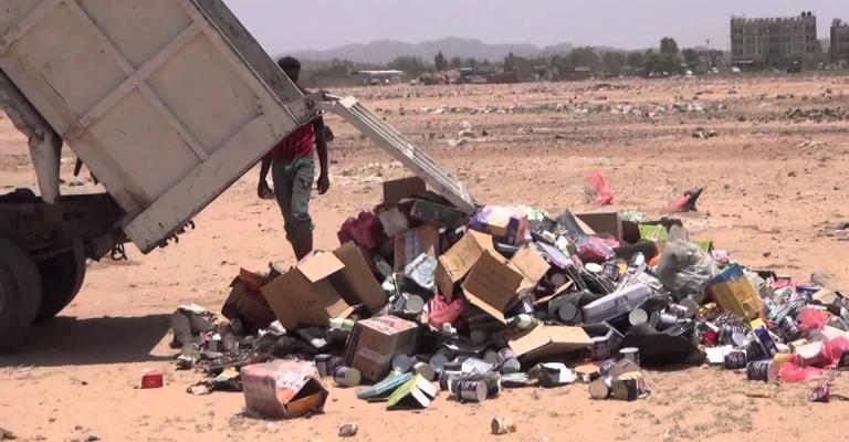 الزرقاء: اتلاف 1.2 طن مواد غذائية فاسدة