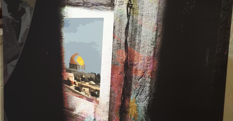 "فلسطين حكاية ولون" معرض فني لـ"المرسم الجوال" بالزرقاء