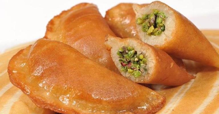 الأردنيون يستهلكون 50 مليون حبة قطائف