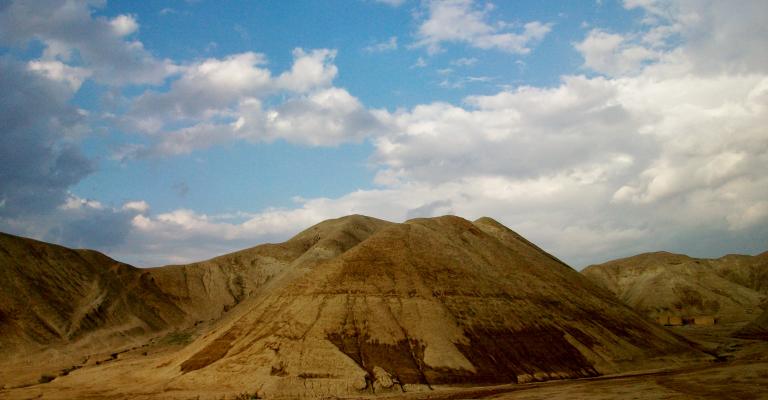 طقس معتدل في المرتفعات وحار في الاغوار