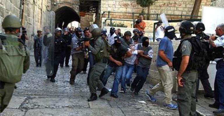 تمديد اعتقال أحد حراس الأقصى