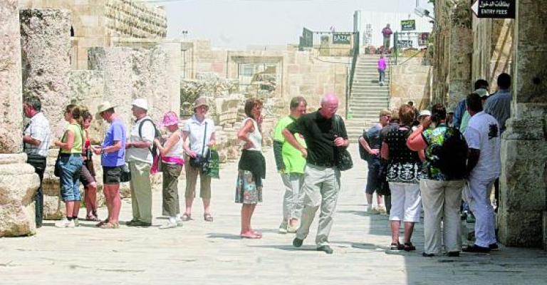 تراجع عدد العاملين في القطاع السياحي للعام الحالي تراجع عدد العاملين في القطاع السياحي للعام الحالي