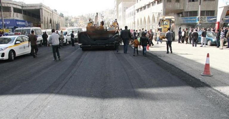 الأمانة: 2 مليون و700 ألف دينار لتعبيد وصيانة الشوارع