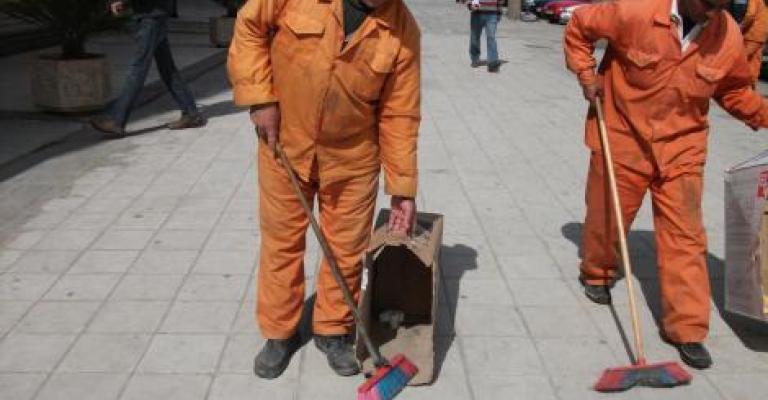 دوام كامل لجهاز النظافة في الوقفة وأول أيام العيد