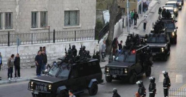 القبض على متهمين بقضايا مخدرات بالبادية الشمالية