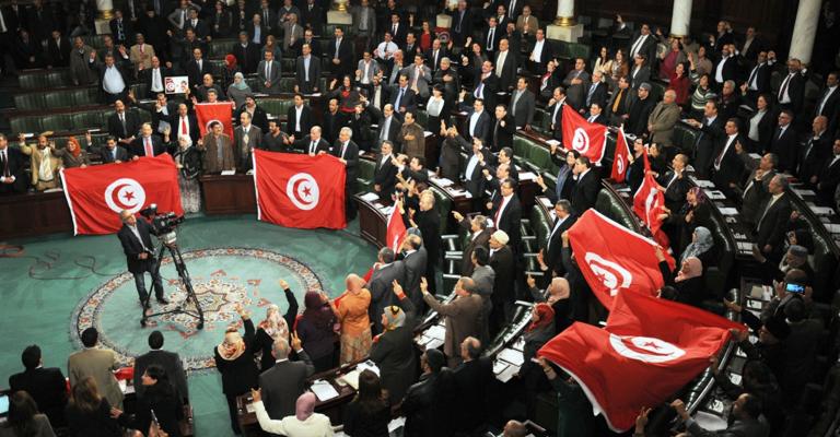 استقالة 32 نائبًا تونسيًا من الحزب الحاكم