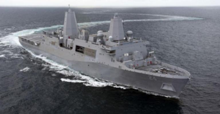 رسو البارجة الأمريكيّة"آرلنجتون" في العقبة