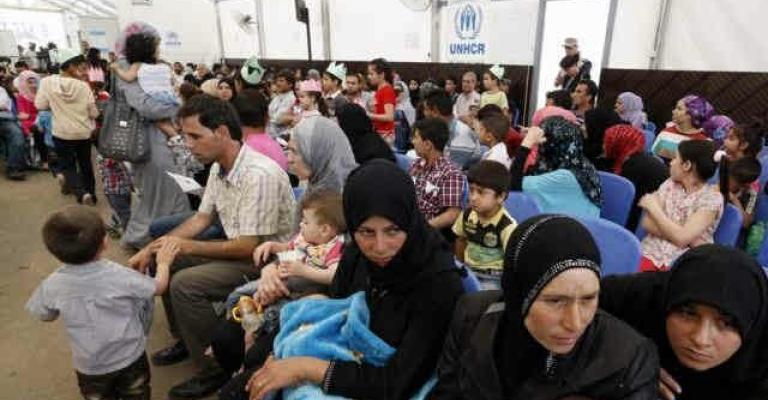 شتات يفرق عائلات سورية في بلدان اللجوء