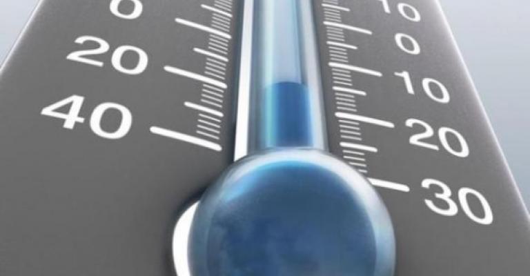 أجواء باردة وصقيع بعد منتصف الليل أجواء باردة وصقيع بعد منتصف الليل