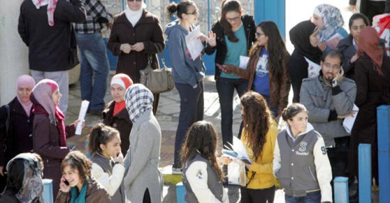 "التربية": تأجيل التوجيهي سيكون قراراً مركزياً "التربية": تأجيل التوجيهي سيكون قراراً مركزياً