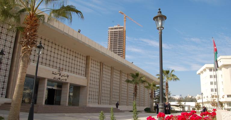 التأمين الصحي من الدرجة الأولى لأعضاء مجلس الأمة السابقين