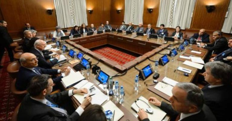اجتماع "إيجابي" بين المعارضة السورية والمبعوث الأممي