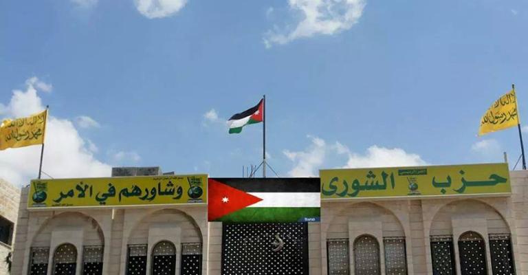 30 حزباً يطالبون بالقائمة الوطنيّة