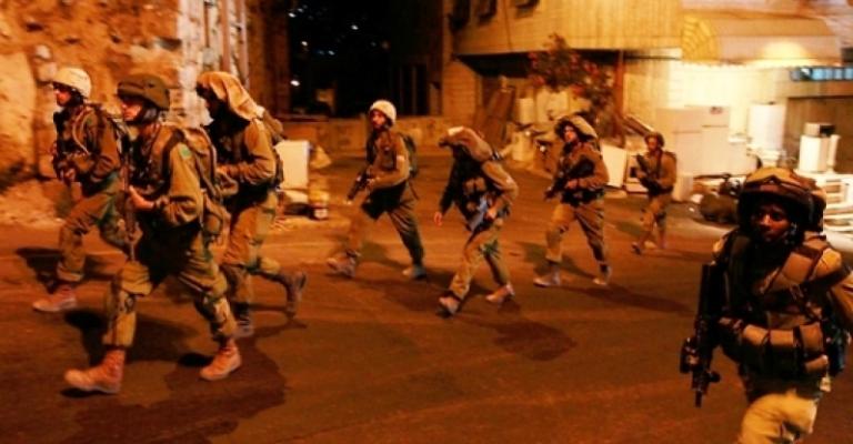قوات الاحتلال تفرض حصارا على نابلس