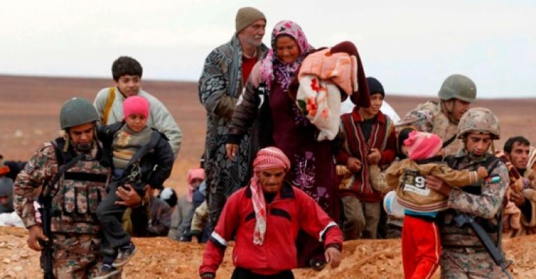 دخول 250 لاجئاً سوريّاً للأردن