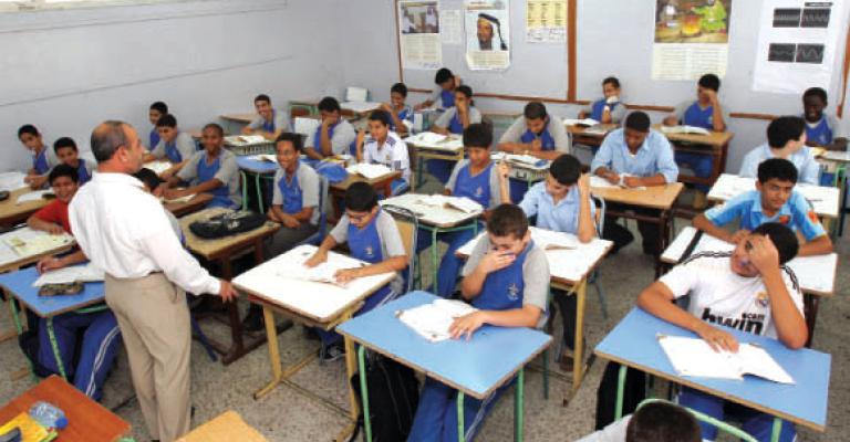 التربية رداً على المدارس الخاصة: لا يجوز رفع الرسوم خلال العام الدراسي