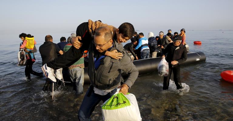 تركيا ترفض استقبال لاجئي الجزر اليونانية