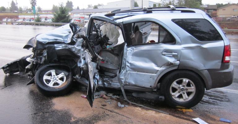 وفاة و4 إصابات بحوادث سير