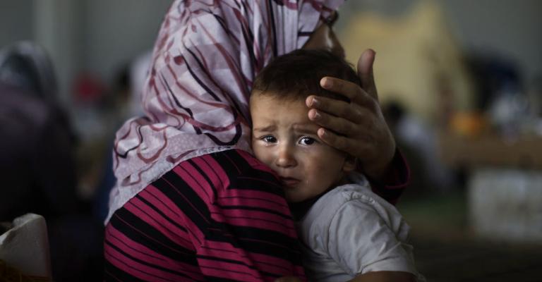 حين تحيي الأمّ السورية عيدها في بلدان اللجوء