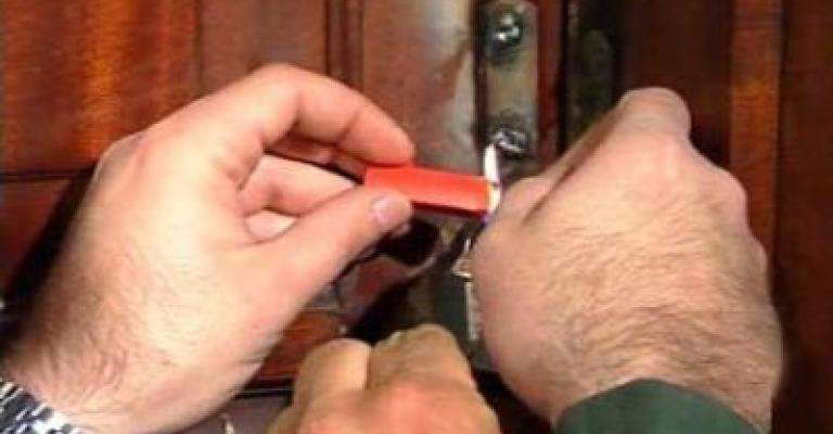 إغلاق 11 مؤسسة غذائية في المشارع